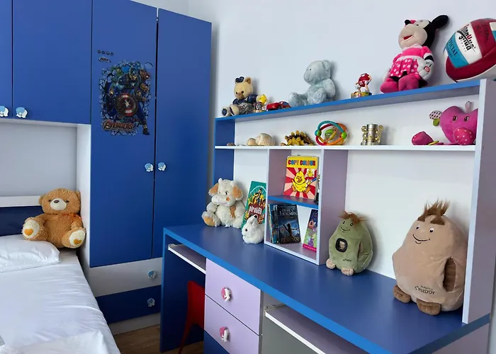 Apartment Spacious & Cozy Family Near Sanatorium *